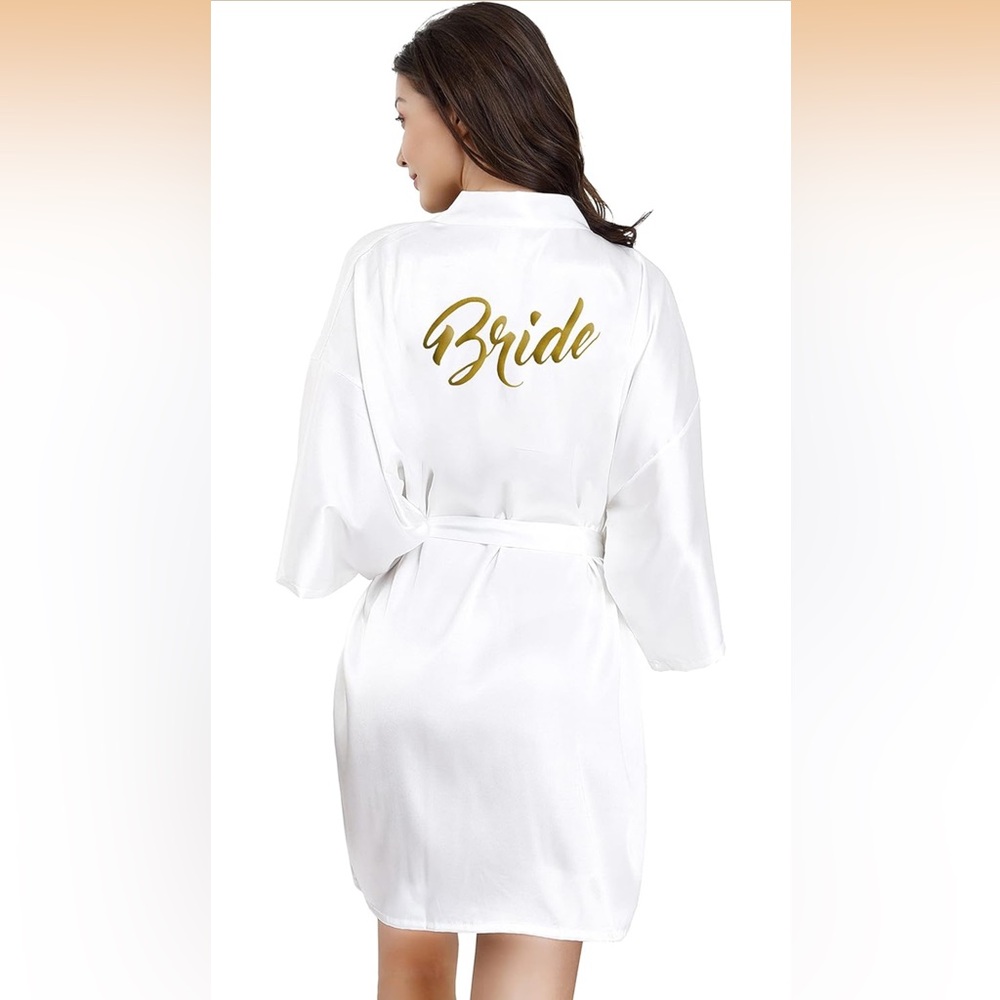 Elegant silk/satin feel White gold bride Bridal Robe - one size